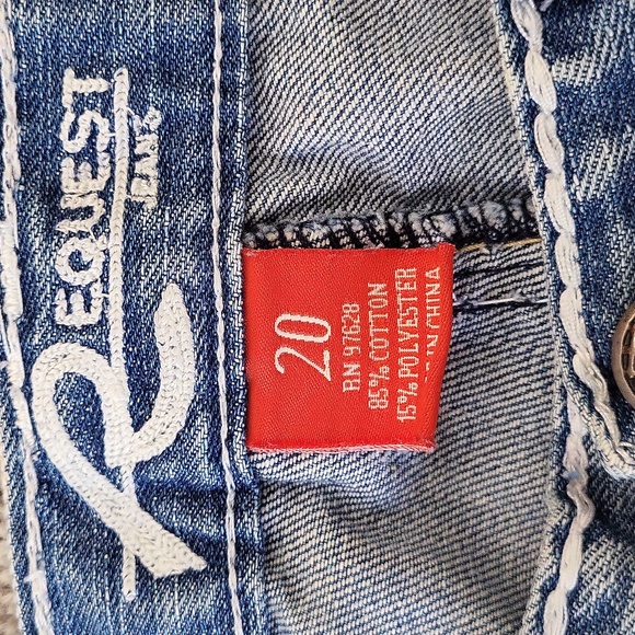 EUC Request women's denim distressed ripped distroyed straight leg jeans, 20 - Picture 13 of 15